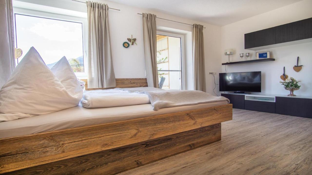 Stubaier Bauern Appartement Тельфес-ім-Штубай Екстер'єр фото